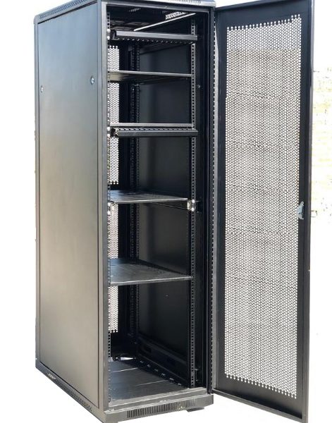 ONSTATION OSIS Platinum Series Server Rack 42U 600Wx1200D